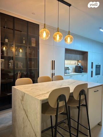 אורות ישראל 1