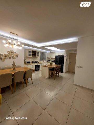 יונתן נתניהו 8