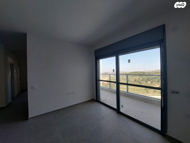 דירה, כ' בחשוון 1, בית אל, בית אל