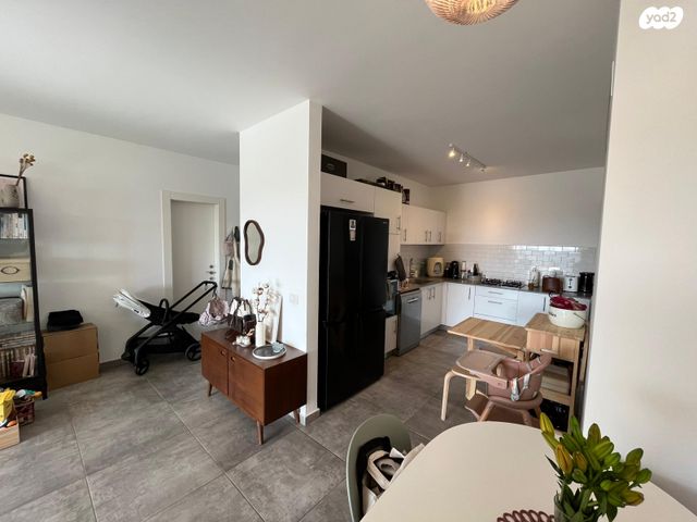 דירה, וייצמן 131, קרית שז"ר, רעננה