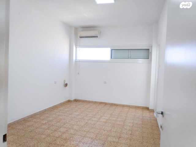 שדרות בן אב"י 35