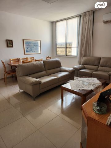 סמולנסקין 4