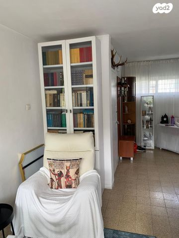 דירה, אילת 98, ג'סי כהן, חולון