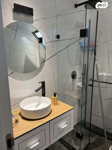 דירה, אליהו גולומב 11, שיכון עובדים, טבריה