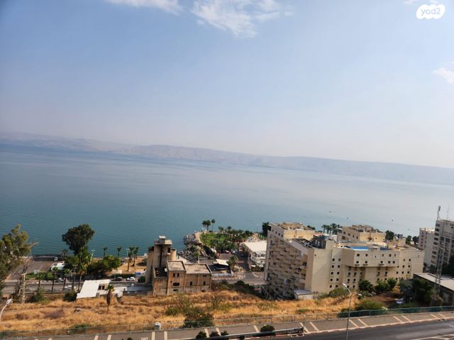 דירה, הצנחנים 32, קרית שמואל, טבריה