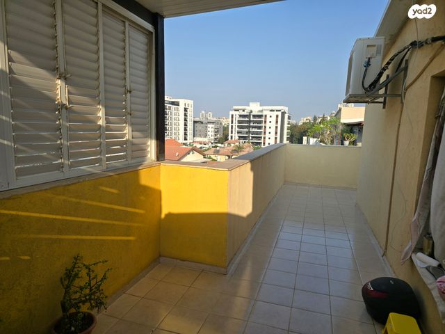 גג/ פנטהאוז, יצחק בן דוד 9, מחנה יהודה, פתח תקווה