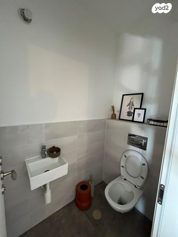 דירה, וייצמן 131, קרית שז"ר, רעננה