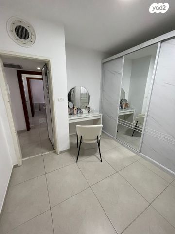 דירה, השיקמה 12, קרית רבין, מגדל העמק