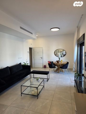 דירה, שמעון פרס 36, מורשת, מודיעין מכבים רעות