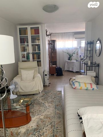 דירה, אילת 98, ג'סי כהן, חולון