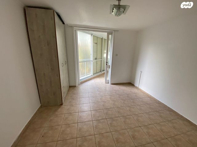 אליעזר בן יהודה 15