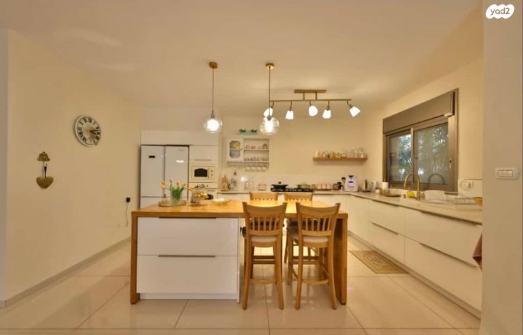 דירת גן, התאנים 31, מרכז העיר, קרית אתא