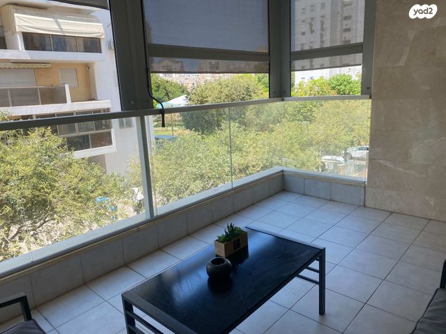 דירה, יהודה הלוי 12, רובע ה', אשדוד