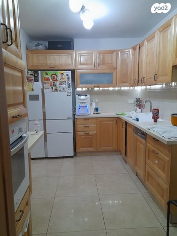 דירה, דרך מנחם בגין 77, הדר גנים, פתח תקווה