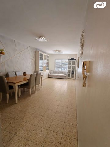 דירה, צפת 80, עמישב, פתח תקווה