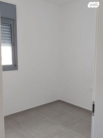 דירה, כ' בחשוון 1, בית אל, בית אל