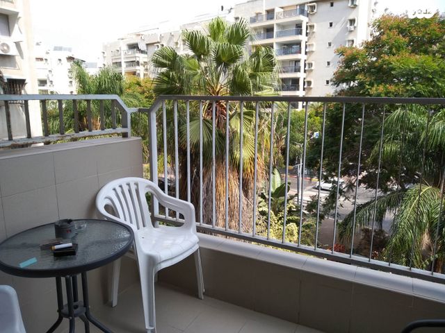 דירה, יהושע רבינוביץ 38, בן גוריון, חולון