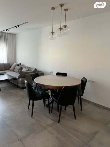 דירה, אליהו גולומב 11, שיכון עובדים, טבריה