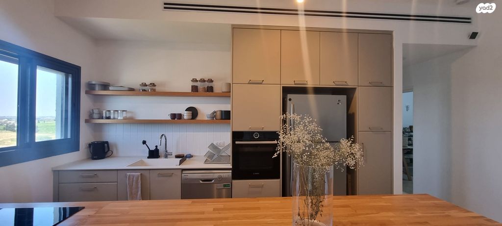 דירה, אהוד מנור 26, נווה זמר, רעננה