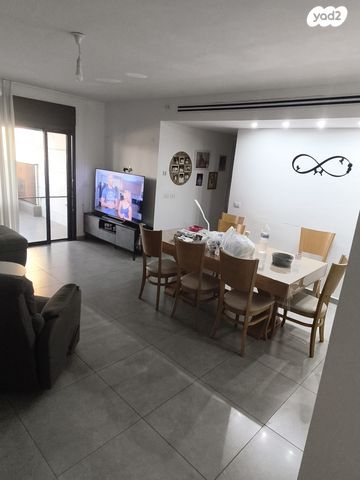 דירה, צבי ישי 24, ליבת העיר, יהוד מונוסון