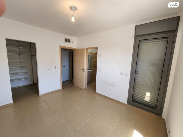 גג/ פנטהאוז, תאנה 21, החורש, חריש