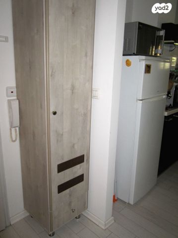 דירה, שלום עליכם 52, הצפון הישן - דרום, תל אביב יפו