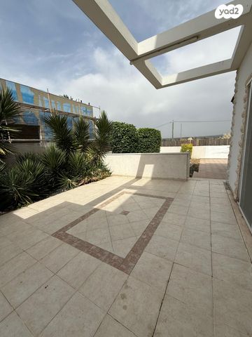 בית פרטי/ קוטג', רמב"ם 2, נווה אברהם, קרית אתא