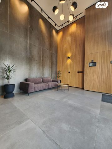 דירה, שעורה 6, עמירם, פרדס חנה כרכור