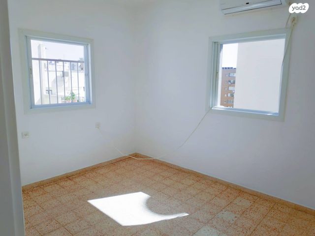 דירה, שדרות בן אב"י 35, מרכז העיר דרום, נתניה