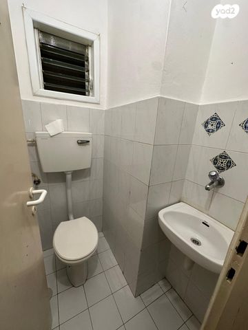 דירה, החולה 11, נווה יהושע, ערמונים, רמת גן