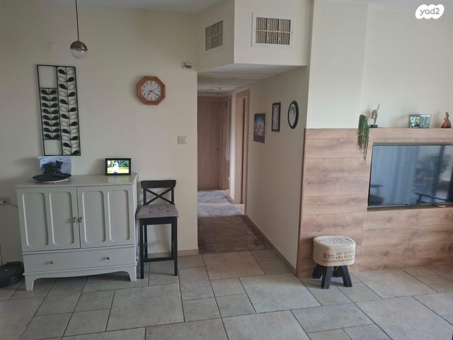 דירת גן, ירדן 16, סביונים, מעלות תרשיחא