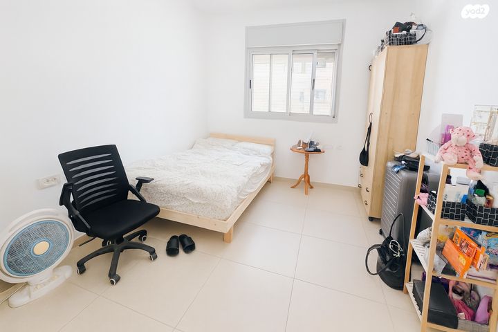 דירה, נחל אלכסנדר 19, צור יצחק, צור יצחק