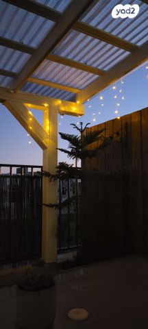 דו משפחתי, טופז 5, רובע 10 חן, קצרין