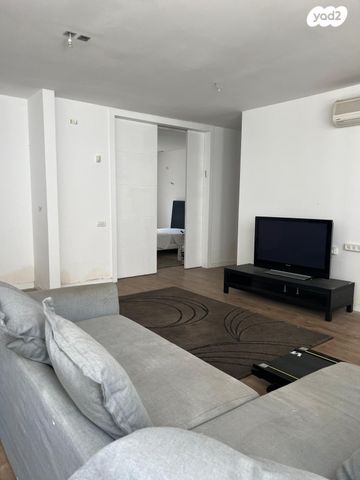 בית פרטי/ קוטג', רמב"ם 71, מרכז דרום, רעננה