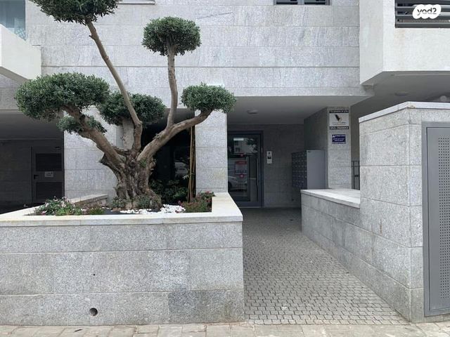 דירה, קלוזנר 6, לב העיר, בת ים