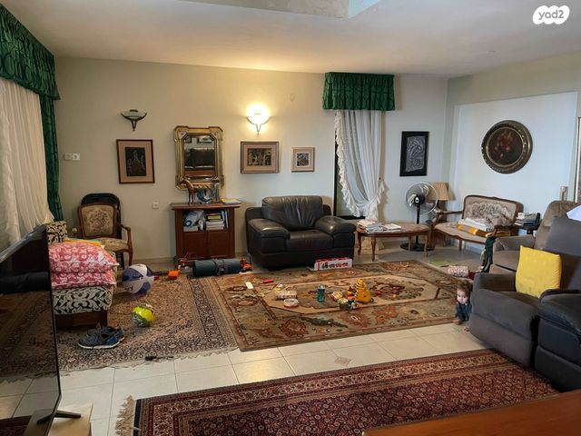 בית פרטי/ קוטג', הרופא זלוצ'יסטי 38, אחוזה, חיפה