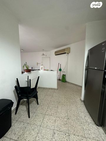 דירה, החולה 11, נווה יהושע, ערמונים, רמת גן