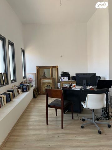 בית פרטי/ קוטג', רמב"ם 71, מרכז דרום, רעננה