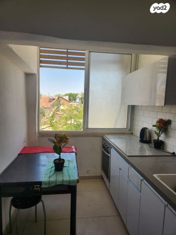 שדרות יעלים 68