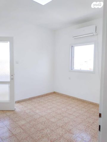 דירה, שדרות בן אב"י 35, מרכז העיר דרום, נתניה