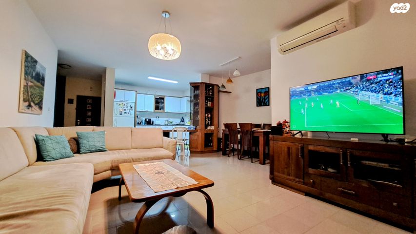 דירת גן, סביון 11, בן גוריון, נצרת עילית / נוף הגליל