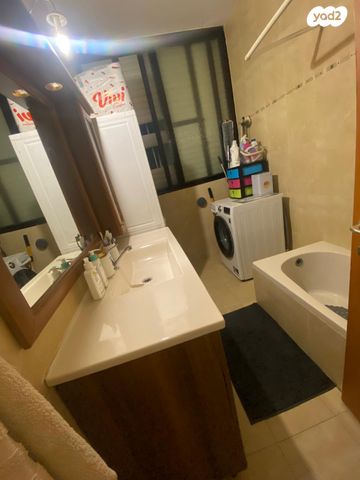 דירה, יום הכיפורים 29, קרית שרת מערב, חולון