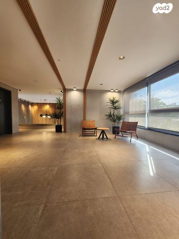 דירה, שעורה 6, עמירם, פרדס חנה כרכור