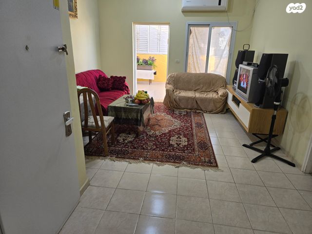 גג/ פנטהאוז, יצחק בן דוד 9, מחנה יהודה, פתח תקווה