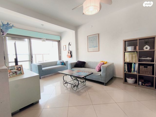 גג/ פנטהאוז, רא"ל חיים לסקוב 11, היובל, שרונה, רחובות