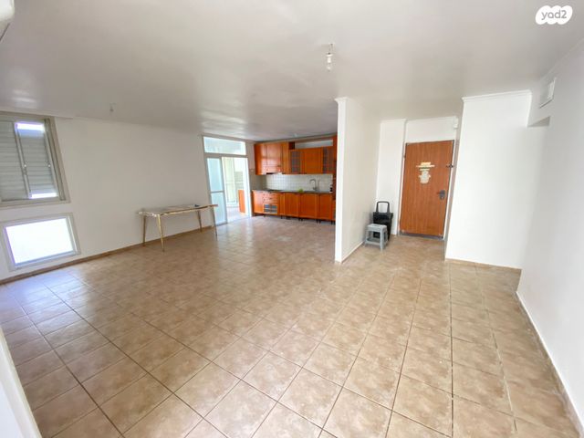 דירה, אליעזר בן יהודה 15, מרכז העיר דרום, נתניה