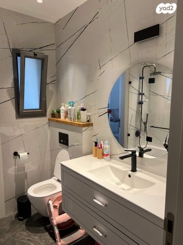 דירה, אליהו גולומב 11, שיכון עובדים, טבריה