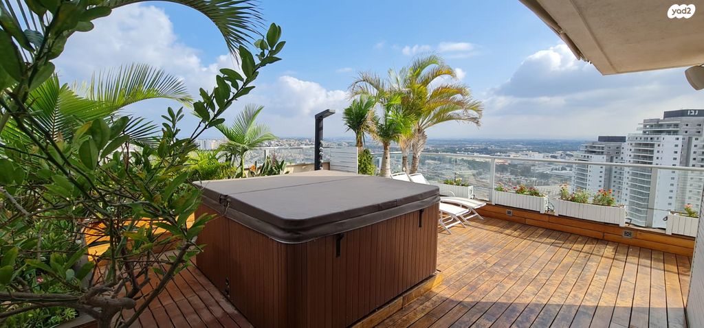 גג/ פנטהאוז, הקליר 7, רמת חן ובן ציון, נתניה