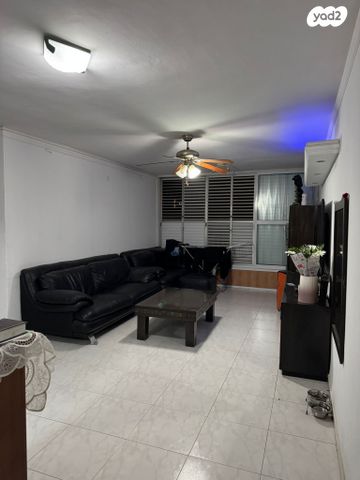 דירה, מעלות 1, נאות יהודית ונווה ארזים, חולון