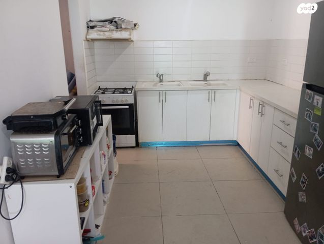 דירת גן, איבי נחל 1, אבני חפץ, אבני חפץ